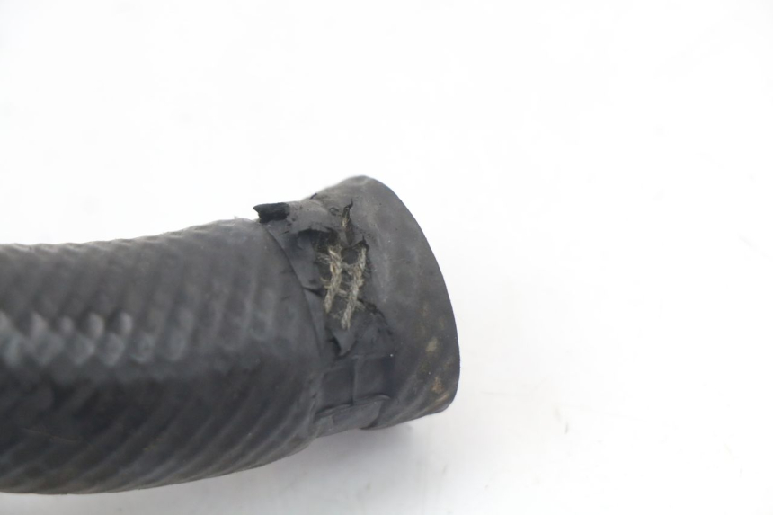 photo de PRZEWÓD CHŁODNICY KAWASAKI KDX 125 (1990 - 1991) - Zbliżenie techniczne