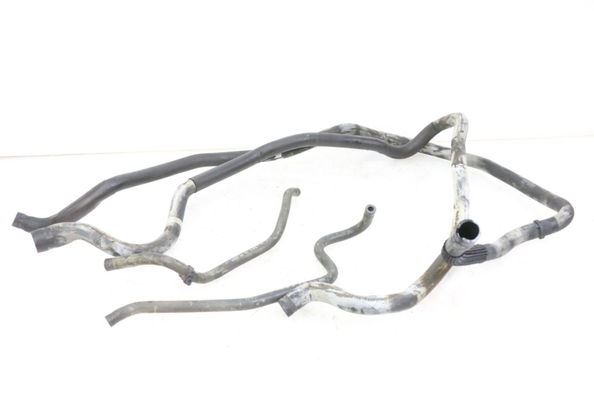 photo de PRZEWÓD CHŁODNICY PIAGGIO MP3 HPE 350 (2018 - 2020) - Szczegół części