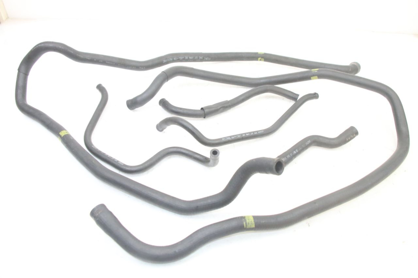 photo de PRZEWÓD CHŁODNICY PIAGGIO MP3 500 (2014 - 2017) - Widok główny