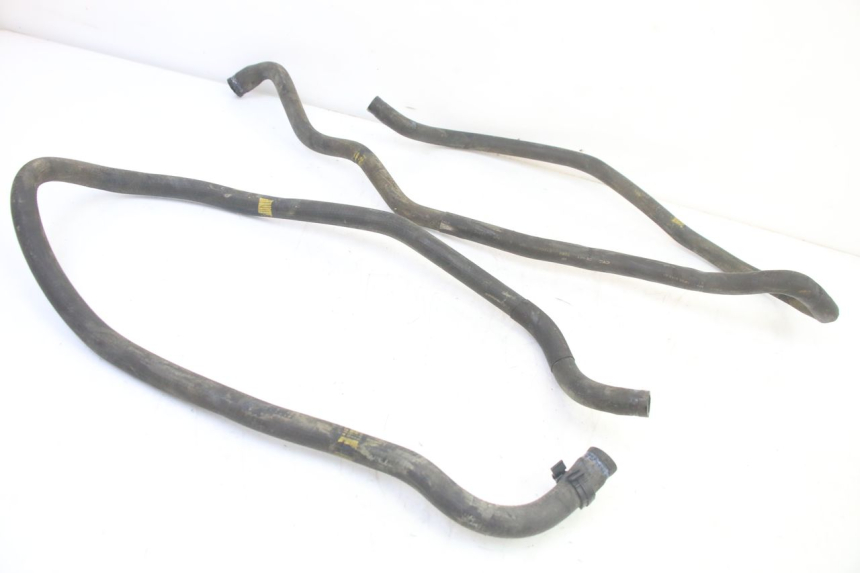 photo de PRZEWÓD CHŁODNICY PIAGGIO MP3 500 (2014 - 2017) - Szczegół części