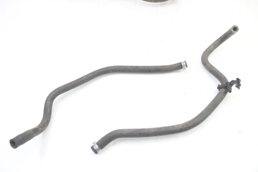 photo de PRZEWÓD CHŁODNICY PIAGGIO MP3 500 (2014 - 2017) - Zoom stanu zużycia