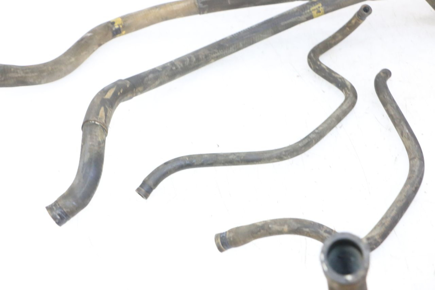 photo de PRZEWÓD CHŁODNICY PIAGGIO MP3 RL 250 (2006 - 2010) - Zbliżenie techniczne