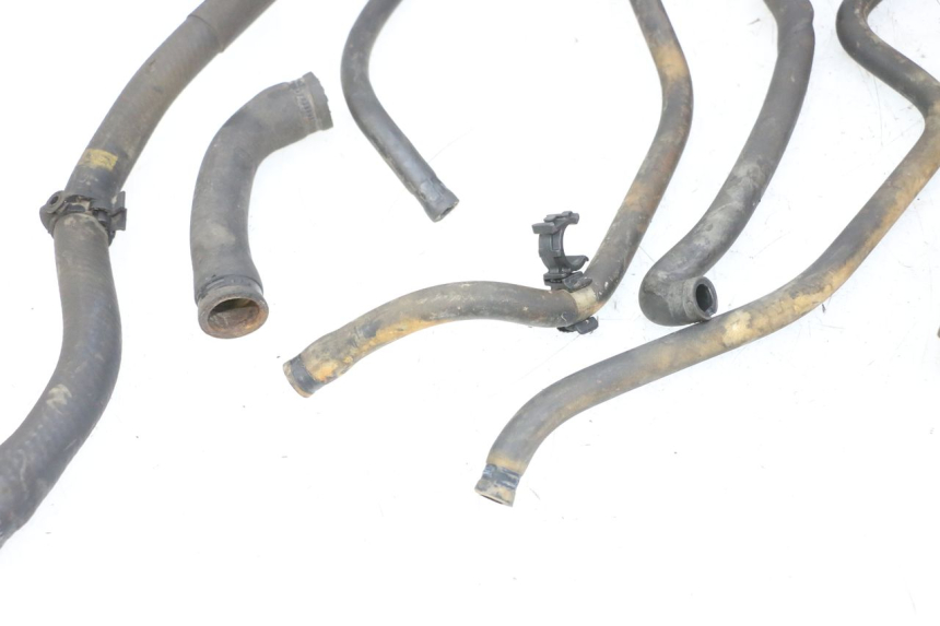 photo de PRZEWÓD CHŁODNICY PIAGGIO MP3 RL 250 (2006 - 2010) - Zbliżenie techniczne