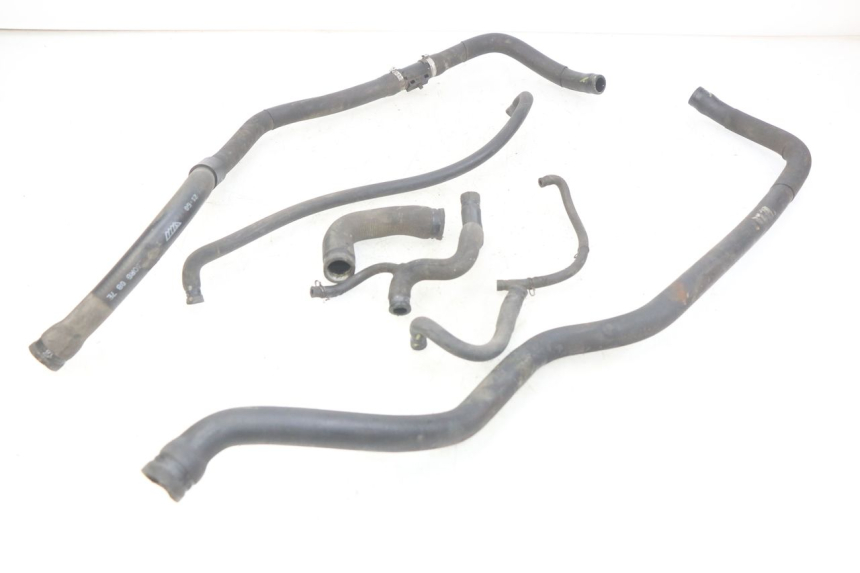 photo de PRZEWÓD CHŁODNICY GILERA NEXUS 125 (2007 - 2009) - Widok główny