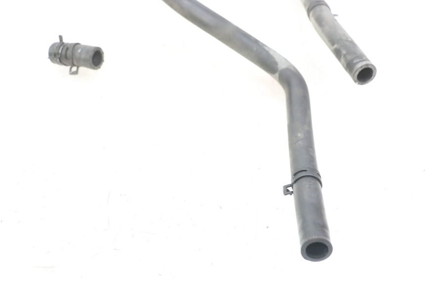 photo de PRZEWÓD CHŁODNICY PEUGEOT ELYSTAR 125 (2002 - 2007) - Zoom stanu zużycia