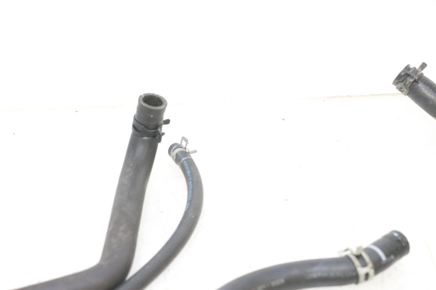 photo de PRZEWÓD CHŁODNICY PEUGEOT SATELIS COMPRESSOR K15 125 (2006 - 2009) - Inny kąt widzenia