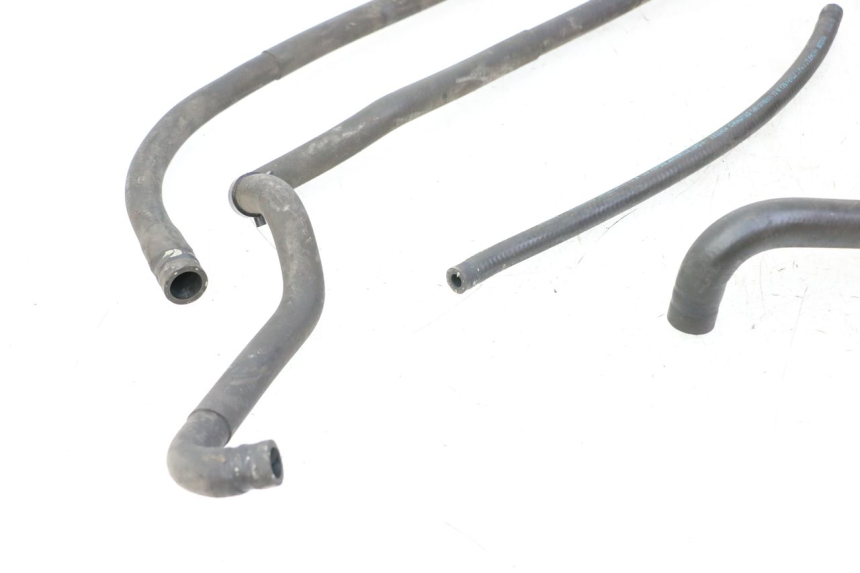 photo de PRZEWÓD CHŁODNICY PEUGEOT SATELIS 125 (2013 - 2018) - Zoom stanu zużycia