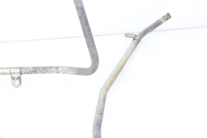 photo de PRZEWÓD CHŁODNICY SUZUKI SIXTEEN 125 (2008 - 2010) - Zbliżenie techniczne