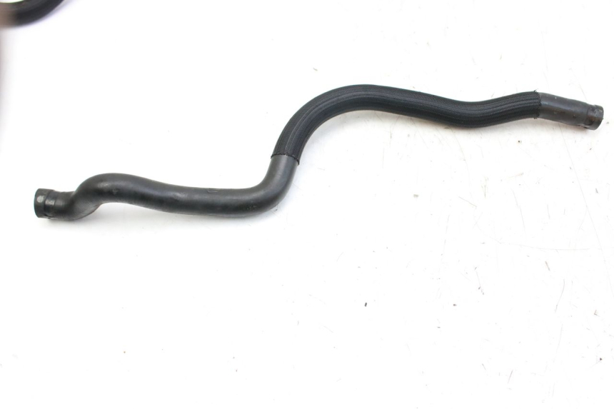 photo de PRZEWÓD CHŁODNICY MBK SKYCRUISER 125 (2010 - 2013) - Inny kąt widzenia