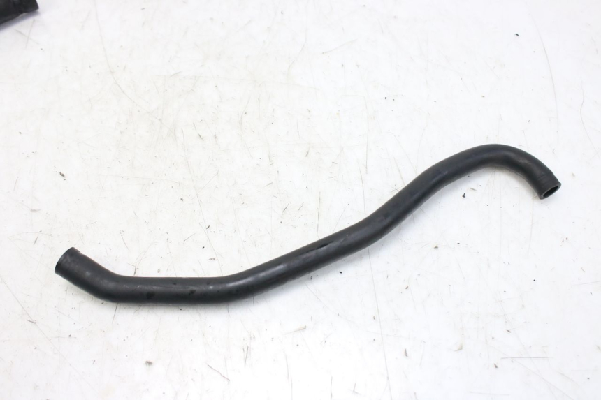 photo de PRZEWÓD CHŁODNICY TRIUMPH SPRINT ST 955 (1999 - 2001) - Zbliżenie techniczne