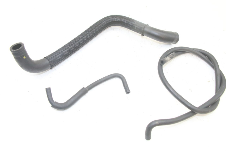 photo de PRZEWÓD CHŁODNICY SUZUKI BURGMAN 125 (2018 - 2021) - Szczegół części