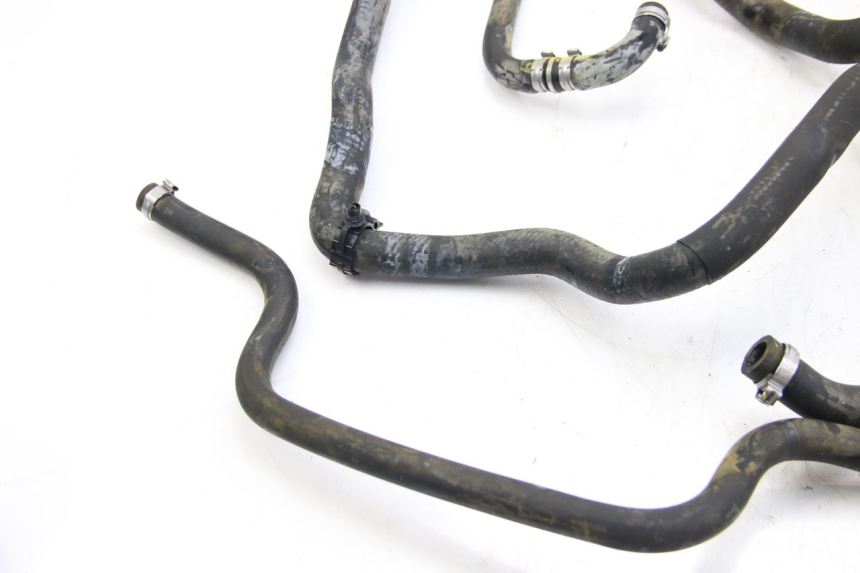 photo de PRZEWÓD CHŁODNICY PIAGGIO VESPA GTS SUPER IE 125 (2009 - 2016) - Szczegół części