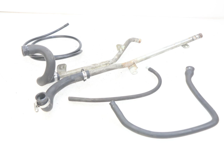 photo de PRZEWÓD CHŁODNICY YAMAHA XMAX X-MAX 125 (2006 - 2009) - Inny kąt widzenia