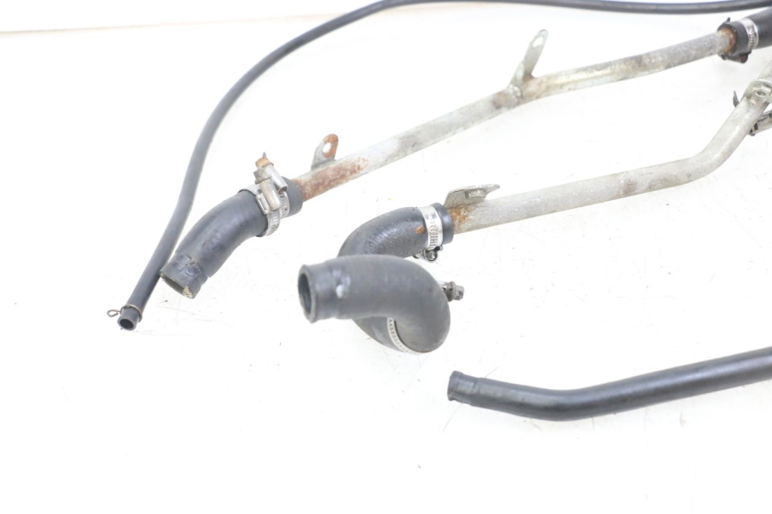 photo de PRZEWÓD CHŁODNICY YAMAHA XMAX X-MAX 125 (2006 - 2009) - Inny kąt widzenia