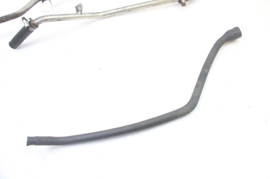 photo de PRZEWÓD CHŁODNICY YAMAHA XMAX X-MAX 125 (2006 - 2009) - Zoom stanu zużycia