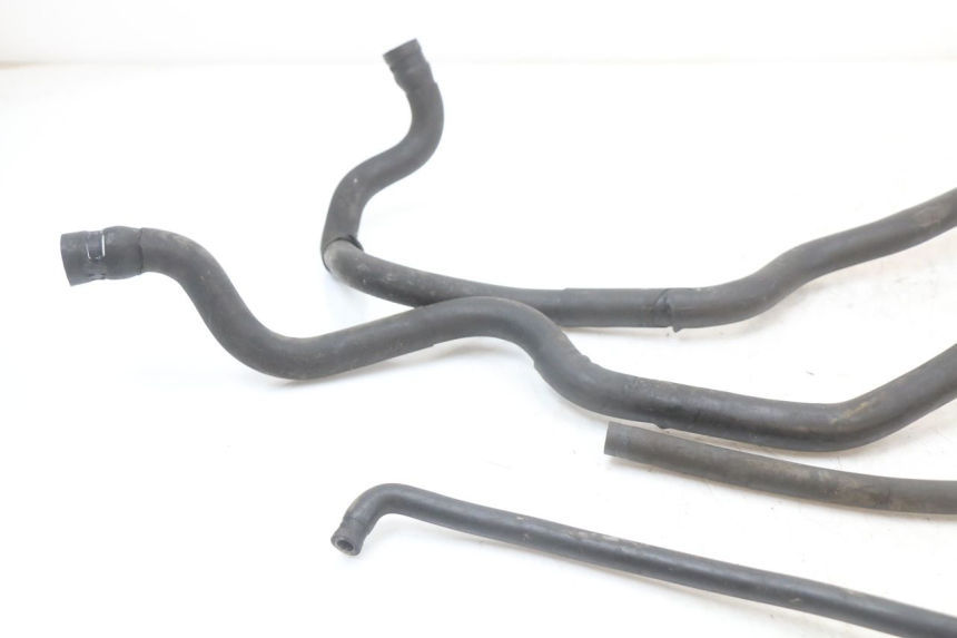 photo de PRZEWÓD CHŁODNICY PIAGGIO X10 125 (2012 - 2017) - Szczegół części