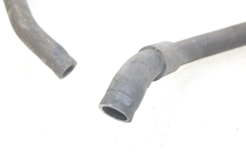 photo de PRZEWÓD CHŁODNICY PIAGGIO X8 125 (2004 - 2007) - Punkty mocowania