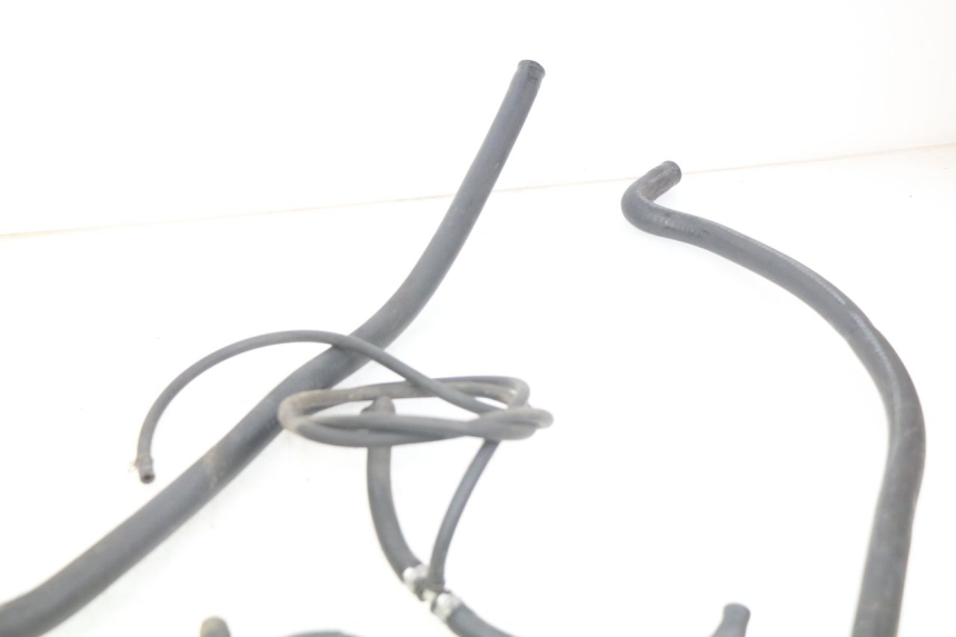 photo de PRZEWÓD CHŁODNICY PIAGGIO X9 125 (2000 - 2003) - Widok ogólny