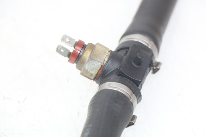 photo de PRZEWÓD CHŁODNICY PIAGGIO XEVO - X EVO 125 (2007 - 2017) - Szczegół części