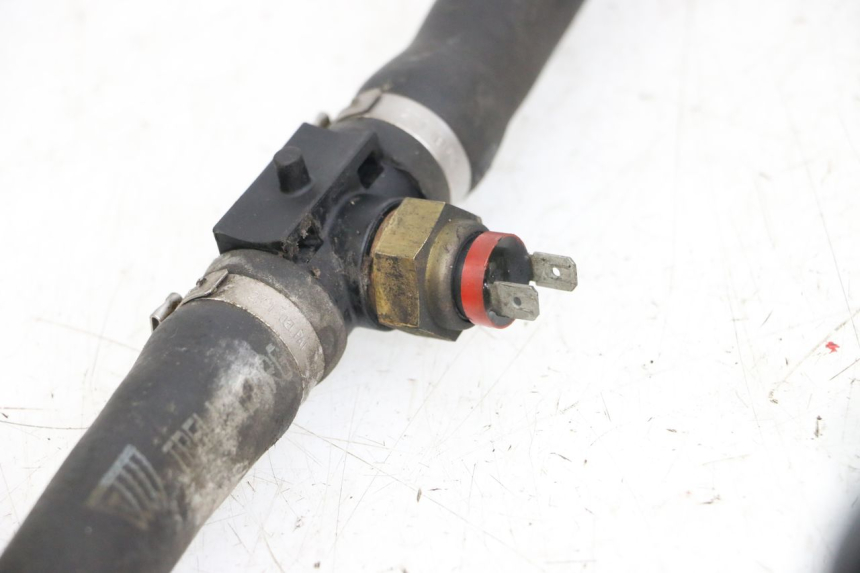 photo de PRZEWÓD CHŁODNICY PIAGGIO XEVO - X EVO 125 (2007 - 2017) - Zoom stanu zużycia