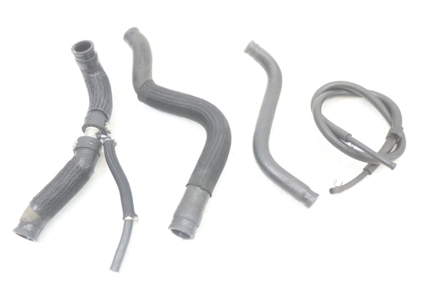 photo de PRZEWÓD CHŁODNICY YAMAHA XJ6 ABS 600 (2008 - 2016) - Szczegół części