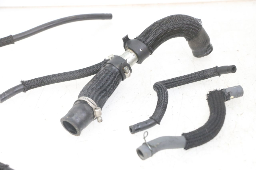 photo de PRZEWÓD CHŁODNICY YAMAHA XJ6 ABS 600 (2008 - 2016) - Zoom stanu zużycia