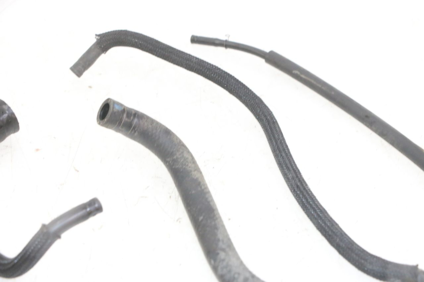 photo de PRZEWÓD CHŁODNICY YAMAHA XJ6 ABS 600 (2008 - 2016) - Punkty mocowania