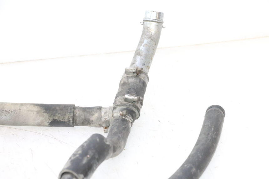 photo de WĄŻ CHŁODNICY HONDA XRV AFRICA TWIN 750 (1990 - 1992) - Zbliżenie techniczne