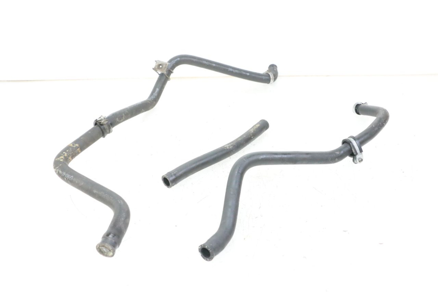 photo de PRZEWÓD CHŁODNICY YAMAHA YP MAJESTY 125 (2007 - 2010) - Szczegół części