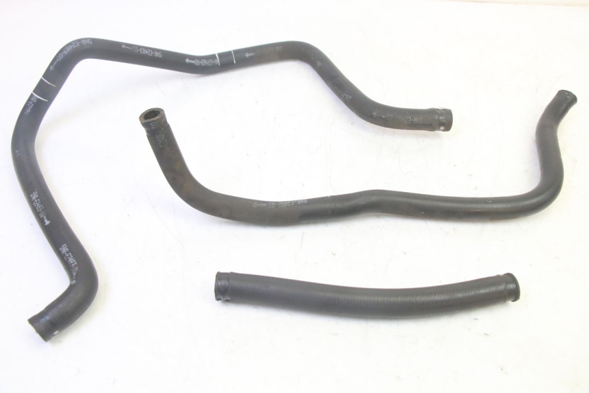 photo de PRZEWÓD CHŁODNICY YAMAHA YP MAJESTY 125 (2007 - 2010) - Widok główny