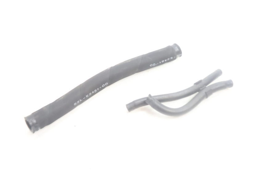 photo de PRZEWÓD CHŁODNICY YAMAHA YP MAJESTY 125 (2007 - 2010) - Zoom stanu zużycia