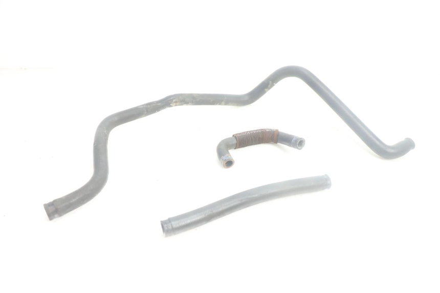 photo de PRZEWÓD CHŁODNICY YAMAHA YP MAJESTY 125 (2002 - 2006) - Szczegół części