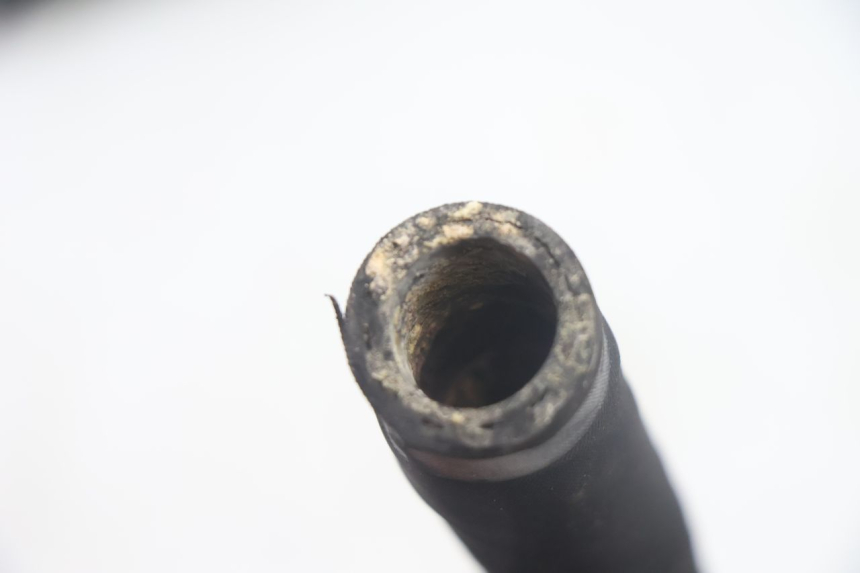 photo de PRZEWÓD CHŁODNICY YAMAHA YP MAJESTY 125 (2002 - 2006) - Zoom stanu zużycia