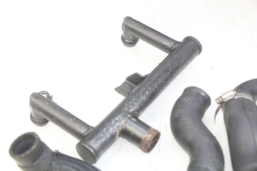 photo de PRZEWÓD CHŁODNICY KAWASAKI Z 750 (2007 - 2013) - Inny kąt widzenia