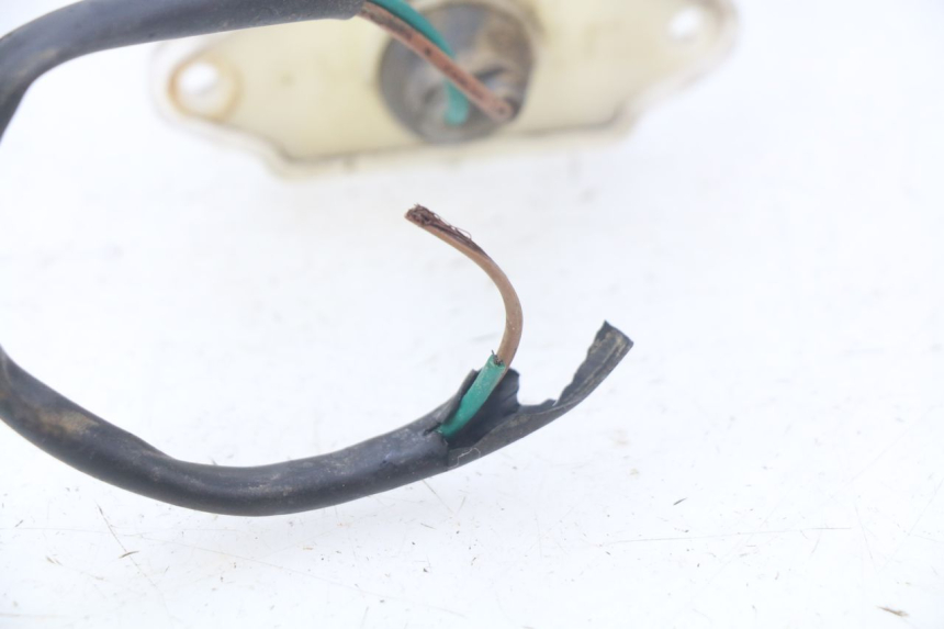 photo de OŚWIETLENIE TABLICY REJESTRACYJNEJ KYMCO AGILITY RS 2T 50 (2009 - 2013) - Inny kąt widzenia