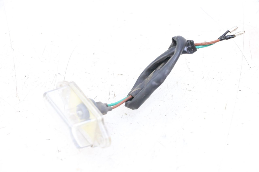 photo de OŚWIETLENIE TABLICY REJESTRACYJNEJ KYMCO AGILITY RS 4T 50 (2009 - 2013) - Zoom stanu zużycia