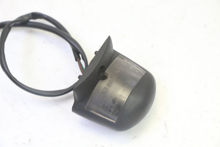 photo de OŚWIETLENIE TABLICY REJESTRACYJNEJ PEUGEOT CITYSTAR 50 (2013 - 2017) - Zoom stanu zużycia