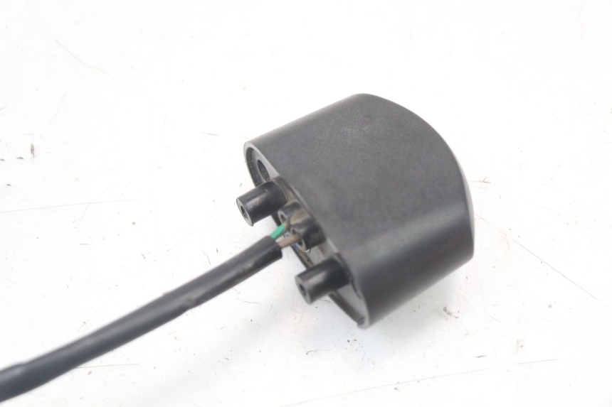 photo de OŚWIETLENIE TABLICY REJESTRACYJNEJ EBROH BRAVO GLE 1 (2020 - 2024) - Zbliżenie techniczne