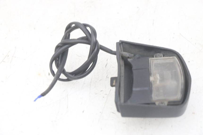 photo de OŚWIETLENIE TABLICY REJESTRACYJNEJ YAMAHA FJR ABS 1300 (2006 - 2012) - Szczegół części