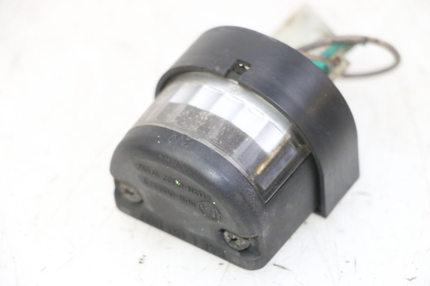 photo de OŚWIETLENIE TABLICY REJESTRACYJNEJ KYMCO GRAND DINK 125 (2008 - 2014) - Szczegół części