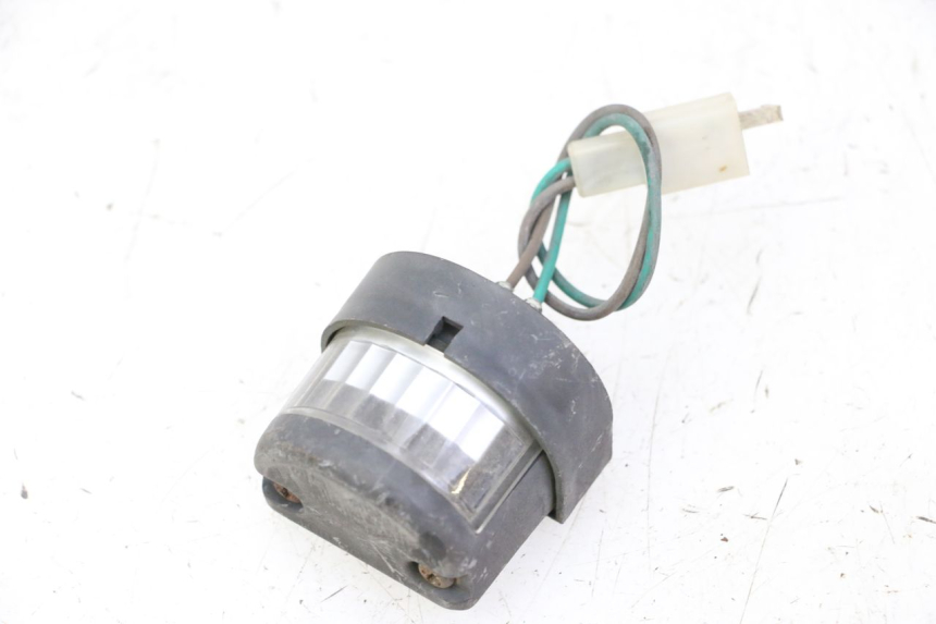 photo de OŚWIETLENIE TABLICY REJESTRACYJNEJ KYMCO GRAND DINK 125 (2002 - 2007) - Widok główny