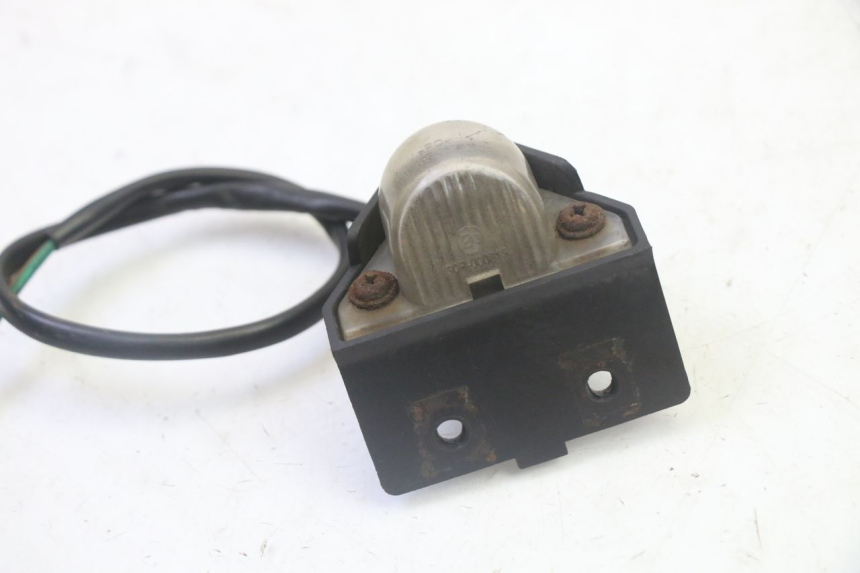 photo de OŚWIETLENIE TABLICY REJESTRACYJNEJ DAELIM HISTORY 125 (2001 - 2002) - Szczegół części