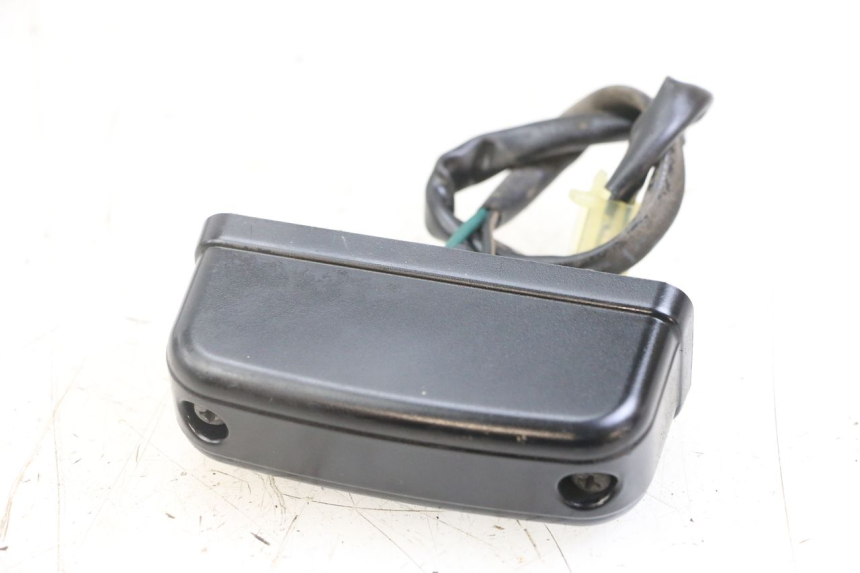 photo de OŚWIETLENIE TABLICY REJESTRACYJNEJ HONDA SH i 300 (2015 - 2020) - Inny kąt widzenia