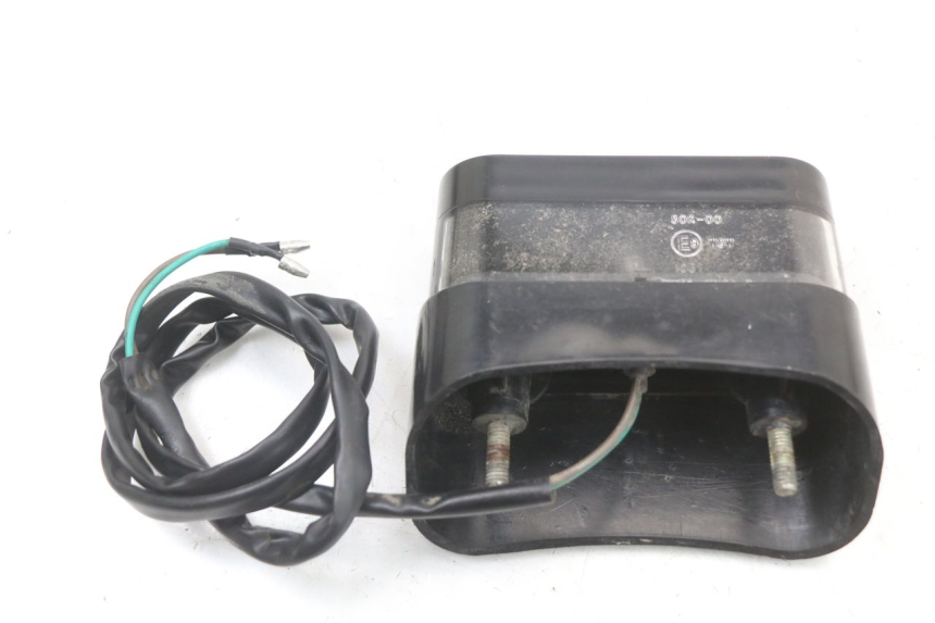 photo de OŚWIETLENIE TABLICY REJESTRACYJNEJ JINLUN JL HIGHLANDER 125 (2007 - 2015) - Zoom stanu zużycia