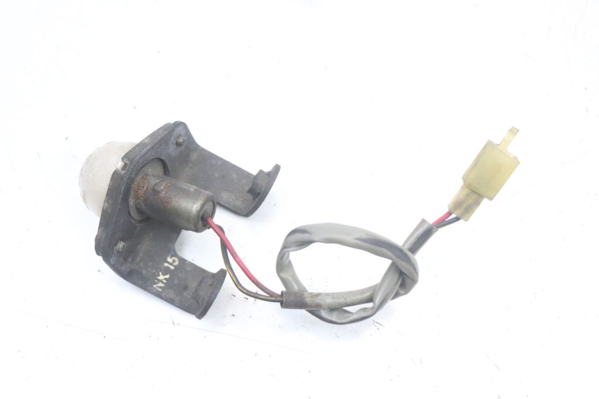 photo de OŚWIETLENIE TABLICY REJESTRACYJNEJ KAWASAKI GTR 1000 (1994 - 2004) - Zbliżenie techniczne