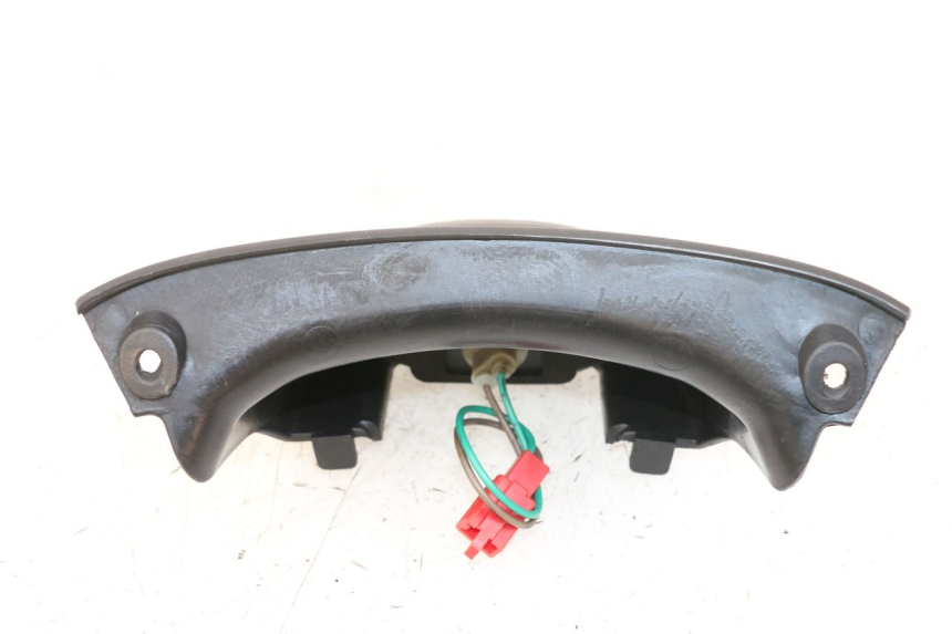 photo de OŚWIETLENIE TABLICY REJESTRACYJNEJ KYMCO XCITING 500 (2007 - 2010) - Inny kąt widzenia