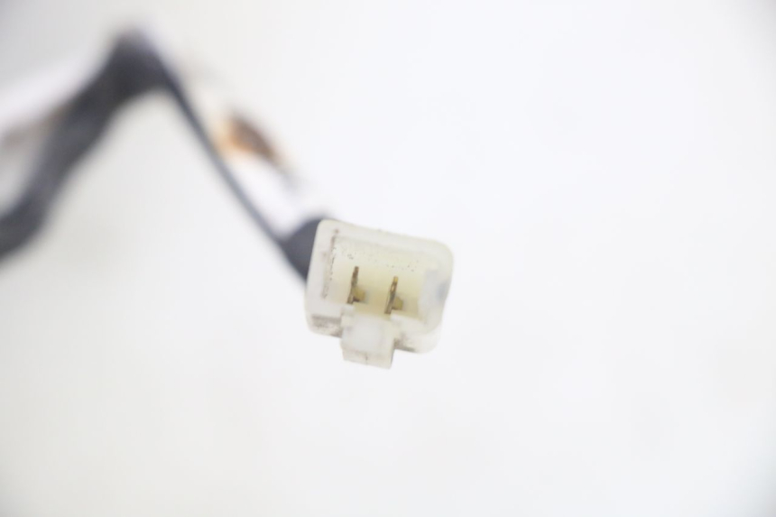 photo de OŚWIETLENIE TABLICY REJESTRACYJNEJ PIAGGIO MP3 HPE 350 (2018 - 2020) - Punkty mocowania