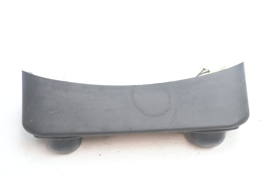 photo de OŚWIETLENIE TABLICY REJESTRACYJNEJ PIAGGIO MP3 LT 400 (2007 - 2012) - Szczegół części