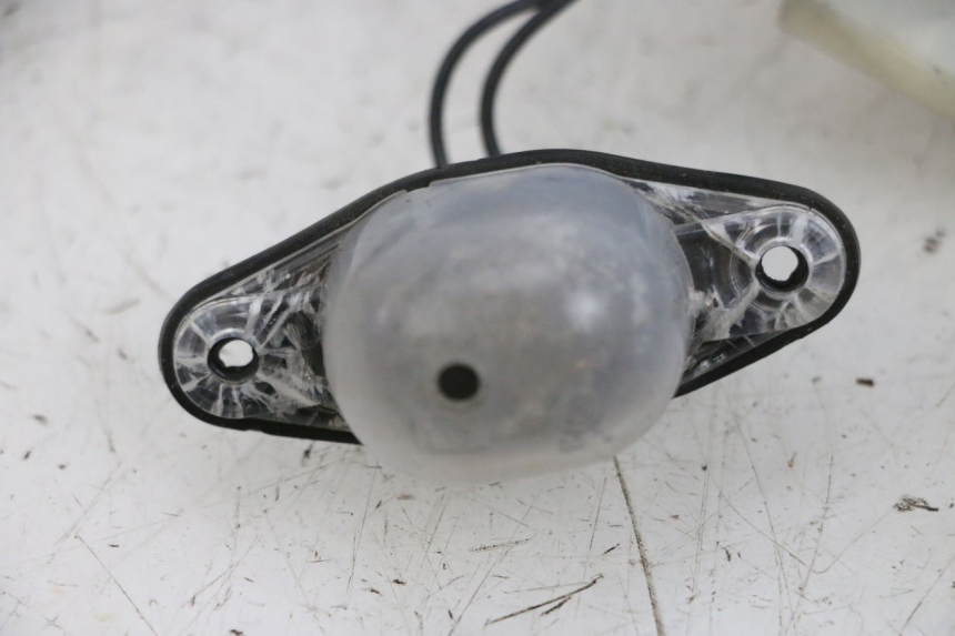 photo de OŚWIETLENIE TABLICY REJESTRACYJNEJ PIAGGIO MP3 RL 250 (2006 - 2010) - Widok produktu