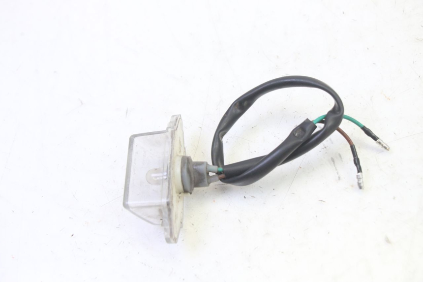 photo de OŚWIETLENIE TABLICY REJESTRACYJNEJ KYMCO LIKE 4T 50 (2019 - 2025) - Inny kąt widzenia